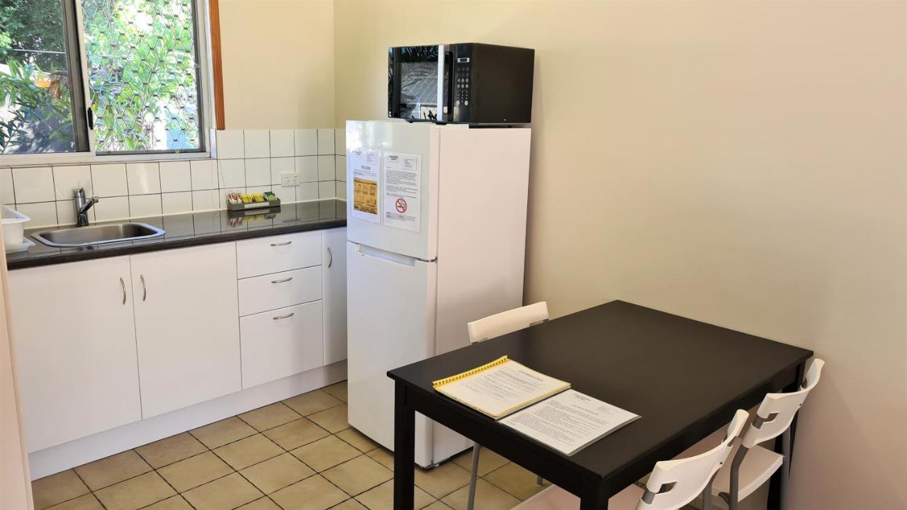 Paradise Court Holiday Units Airlie Beach Exterior foto
